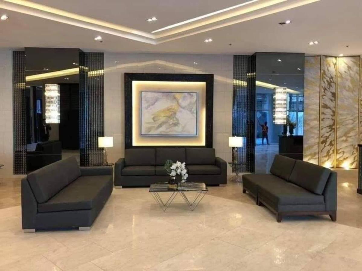 Penthouse Studio At Fame Residence 41St Floor, Shangrila-Megamall Манила Екстериор снимка