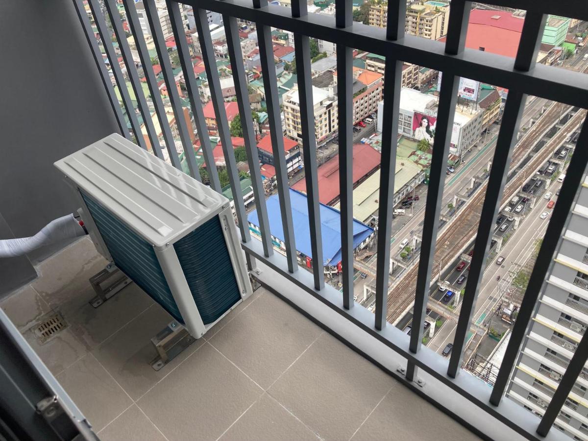 Penthouse Studio At Fame Residence 41St Floor, Shangrila-Megamall Манила Екстериор снимка